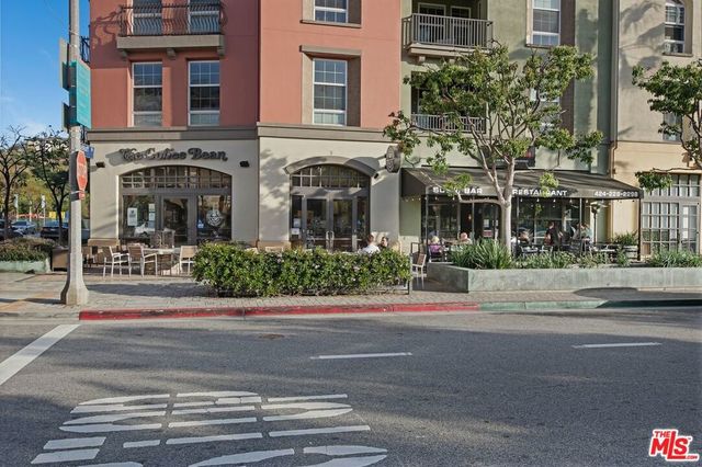 12875 Runway Road Road 2, Playa Vista, CA 90094