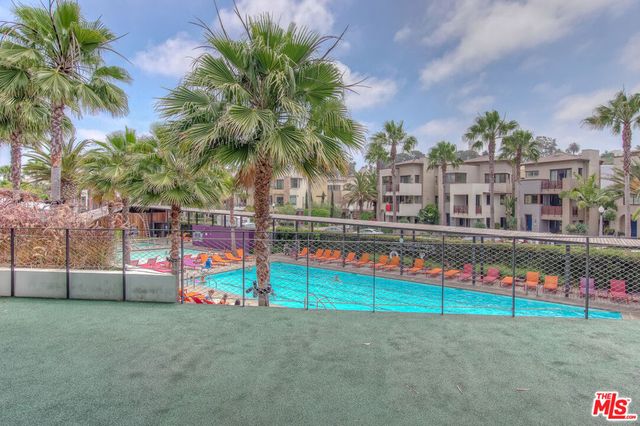 12875 Runway Road Road 2, Playa Vista, CA 90094