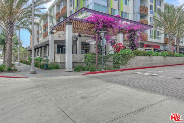 12875 Runway Road Road 2, Playa Vista, CA 90094