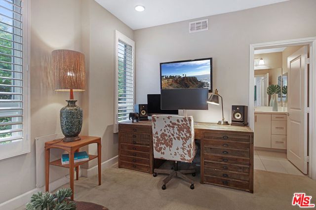 12875 Runway Road Road 2, Playa Vista, CA 90094