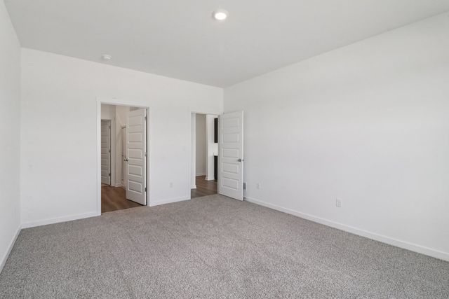 2411 Glacier Street, Pingree Grove, IL 60140