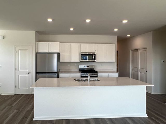 2411 Glacier Street, Pingree Grove, IL 60140
