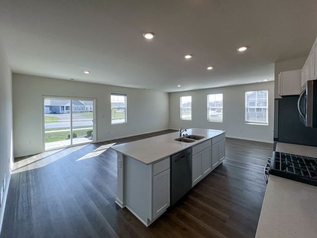 2411 Glacier Street, Pingree Grove, IL 60140