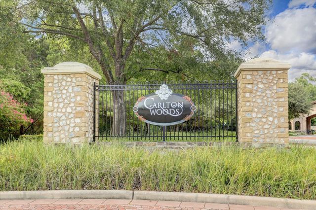 18 Hunnewell Way, Spring, TX 77382