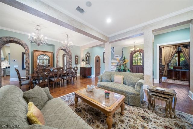 611 18th AVE S, Naples, FL 34102