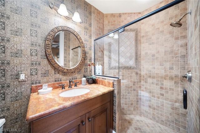 611 18th AVE S, Naples, FL 34102
