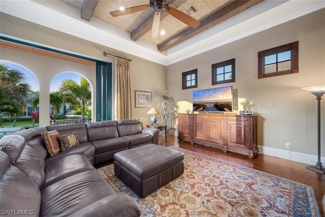 611 18th AVE S, Naples, FL 34102