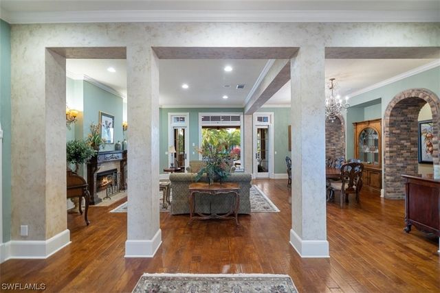 611 18th AVE S, Naples, FL 34102