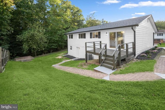 5918 SOUTHGATE DR, Temple Hills, MD 20748