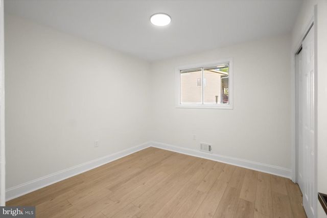 5918 SOUTHGATE DR, Temple Hills, MD 20748