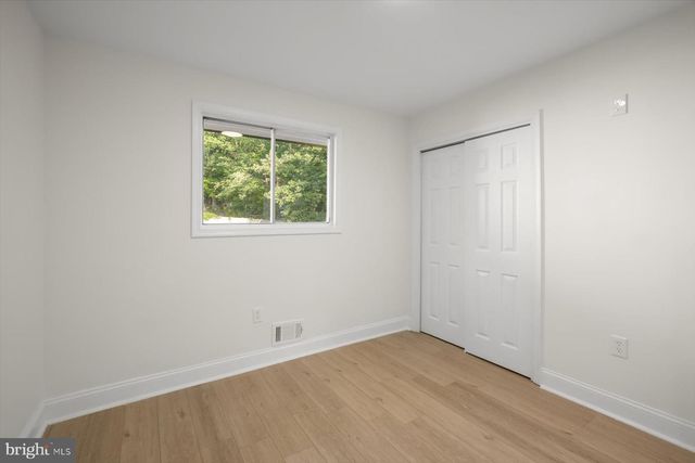 5918 SOUTHGATE DR, Temple Hills, MD 20748