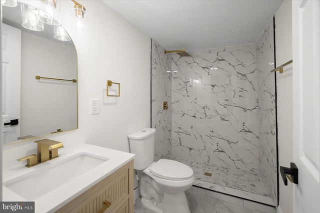 5918 SOUTHGATE DR, Temple Hills, MD 20748