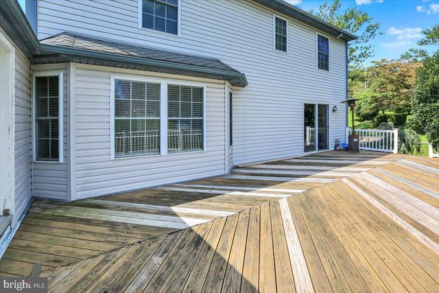 632 LEININGER AVE, Mohnton, PA 19540