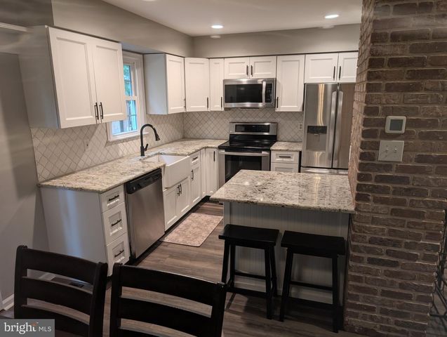 206 TINKER DR, Chester Springs, PA 19425