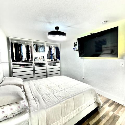 17710 SW 102nd Ave, Miami, FL 33157