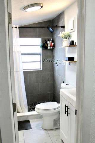 17710 SW 102nd Ave, Miami, FL 33157