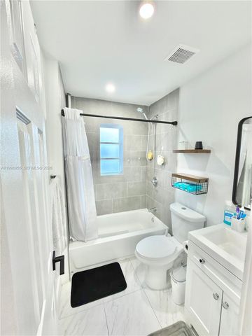 17710 SW 102nd Ave, Miami, FL 33157