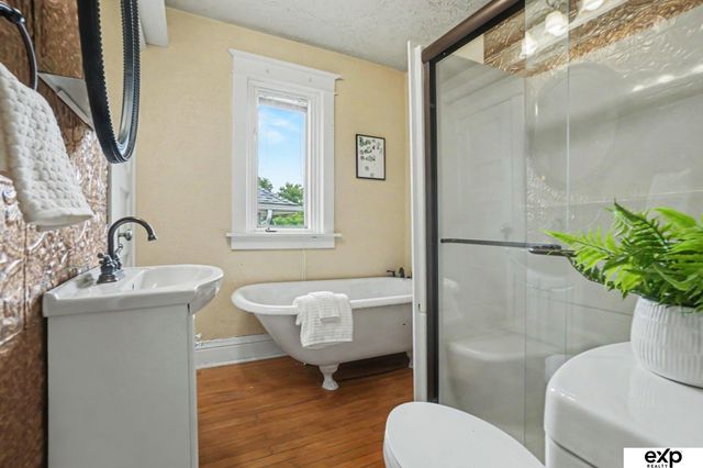 1403 S 8 Street, Omaha, NE 68108
