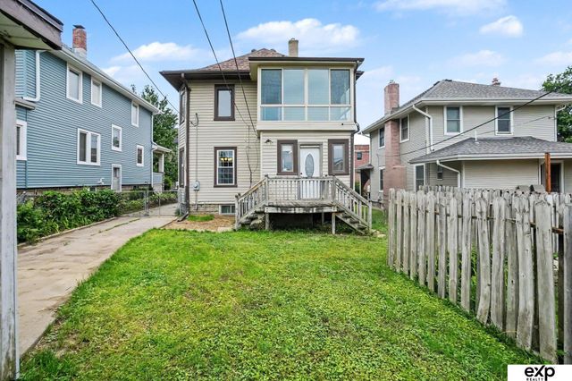 1403 S 8 Street, Omaha, NE 68108