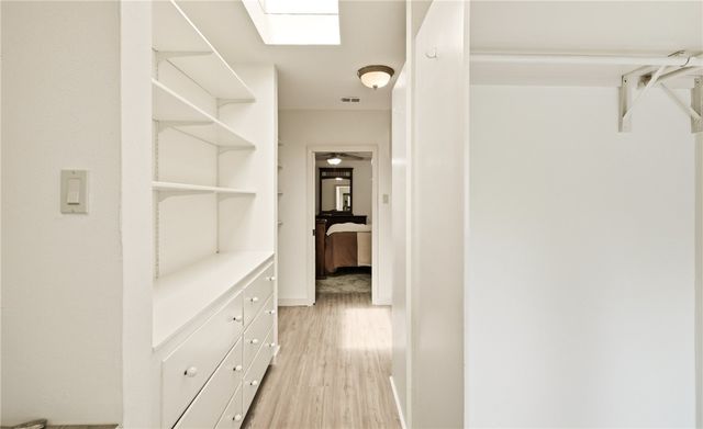 22 Lake Shore Dr, Corpus Christi, TX 78413