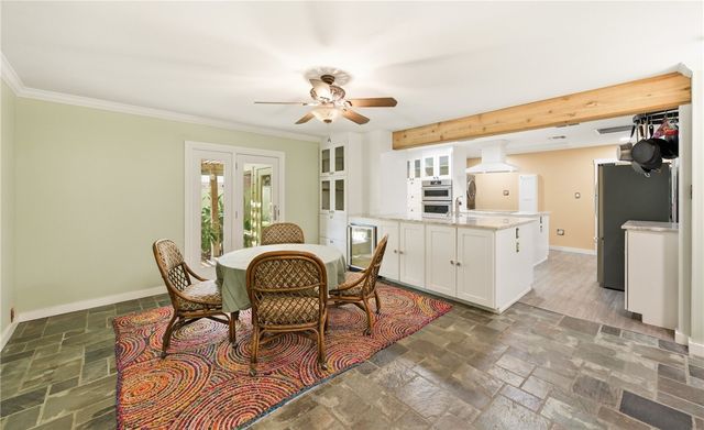 22 Lake Shore Dr, Corpus Christi, TX 78413