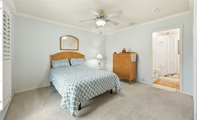 22 Lake Shore Dr, Corpus Christi, TX 78413