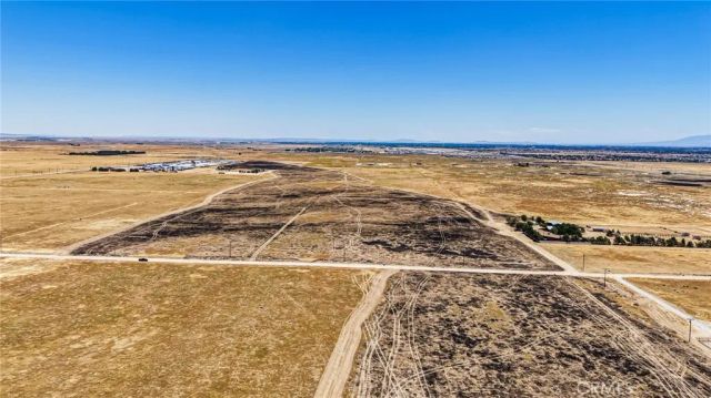 44800 80th West, Lancaster, CA 93536