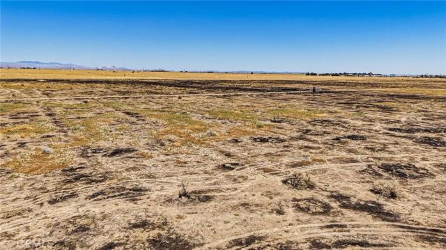 44800 80th West, Lancaster, CA 93536