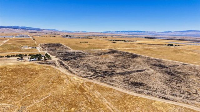 44800 80th West, Lancaster, CA 93536