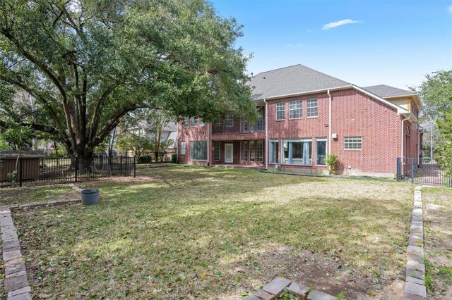 3311 El Dorado Boulevard, Missouri City, TX 77459