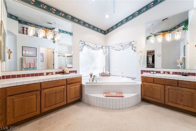 9117 Prospectors Cove Drive, Las Vegas, NV 89117