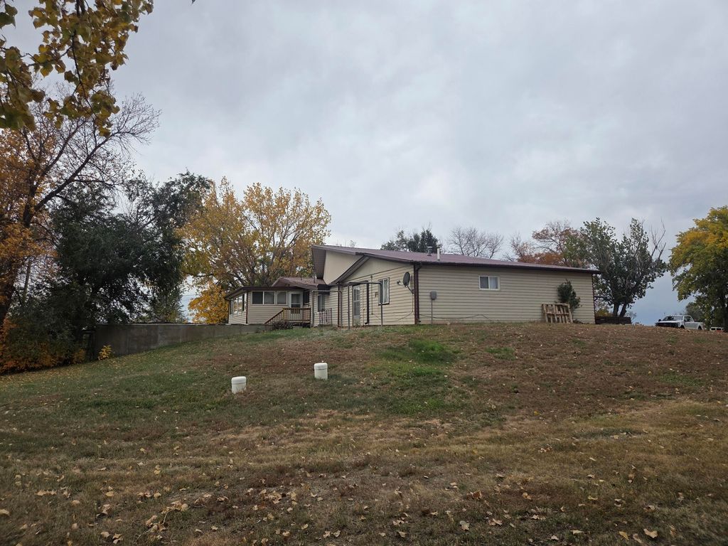 7035 AA2 DR, Wolf Point, MT 59201 photo 2