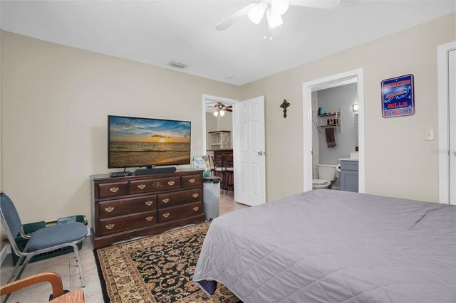 1400 GANDY BOULEVARD N 1306, St Petersburg, FL 33702