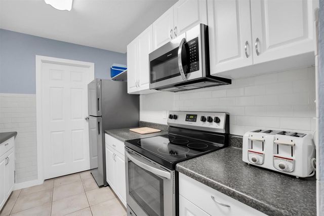 1400 GANDY BOULEVARD N 1306, St Petersburg, FL 33702