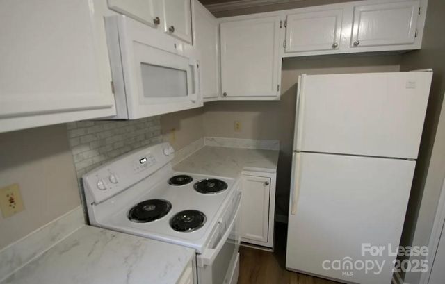 92 Akron Avenue, Kannapolis, NC 28081