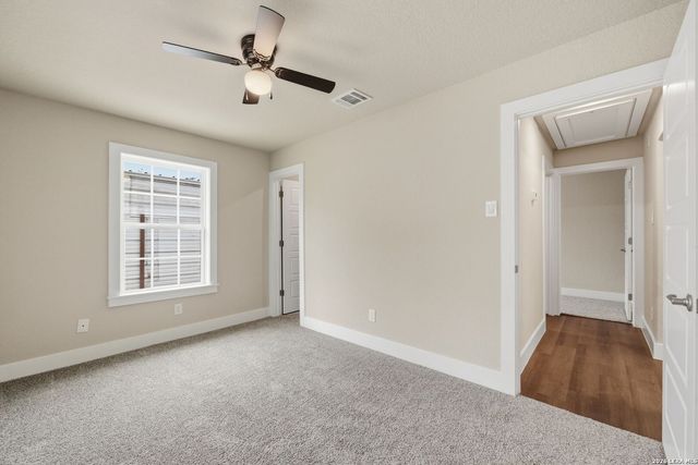 444 Azucena, San Antonio, TX 78237