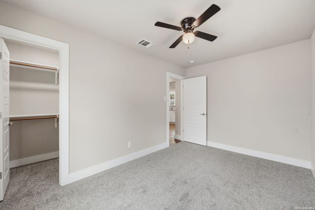 444 Azucena, San Antonio, TX 78237