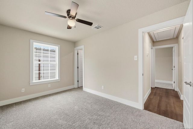 444 Azucena, San Antonio, TX 78237