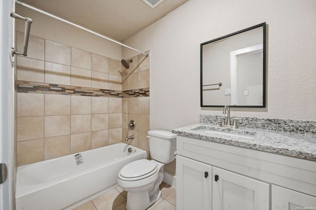 444 Azucena, San Antonio, TX 78237
