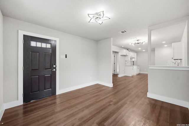 444 Azucena, San Antonio, TX 78237