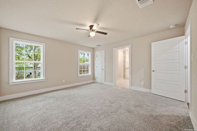 444 Azucena, San Antonio, TX 78237
