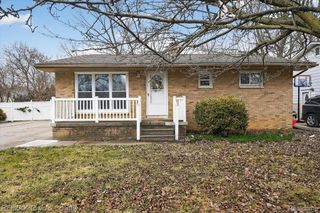 3384 Clement Street, Flint, MI 48504