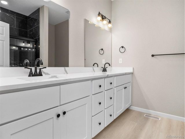 981 E Waverly Dr, Pueblo, CO 81007