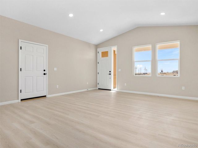 981 E Waverly Dr, Pueblo, CO 81007