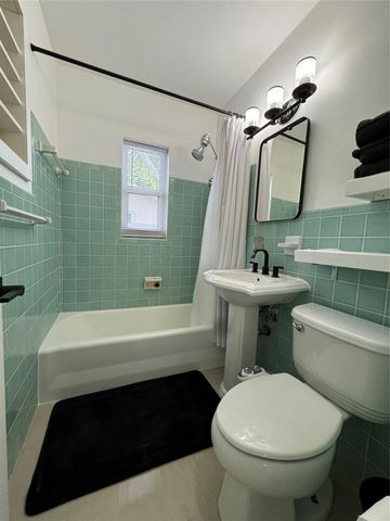 1005 NE 17th Court Unit B, Fort Lauderdale, FL 33305