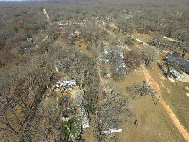 8085 Lakeview Drive, Quinlan, TX 75474