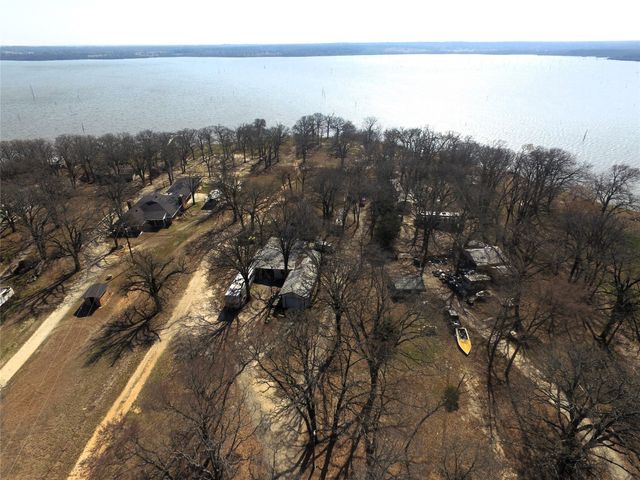 8085 Lakeview Drive, Quinlan, TX 75474