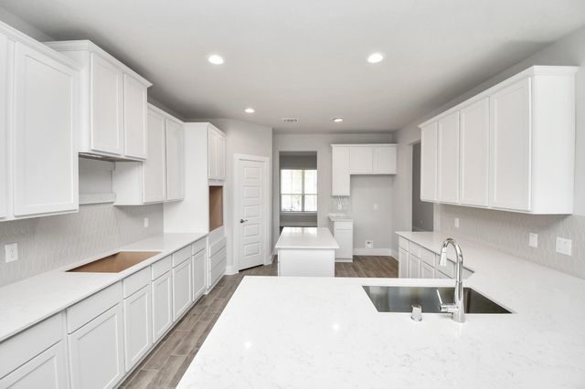 2101 Corn Thistle Way, Magnolia, TX 77355