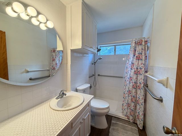 1219 ARROYA VISTA DR, San Antonio, TX 78213
