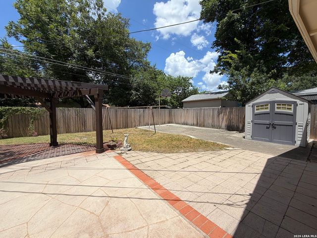 1219 ARROYA VISTA DR, San Antonio, TX 78213